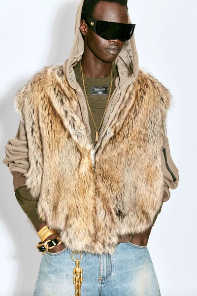 Look 26